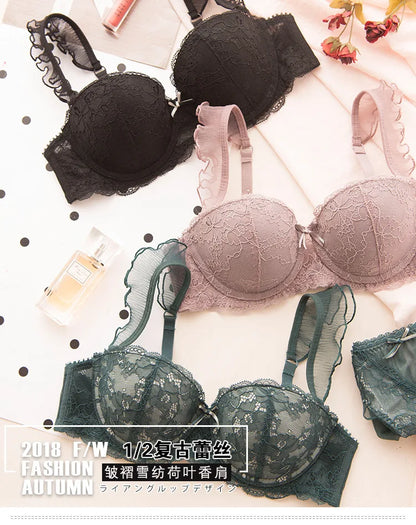 Délicatesse Française – Ensemble Lingerie Sexy en Dentelle : Soutien-Gorge Push-Up et Culotte Brodée