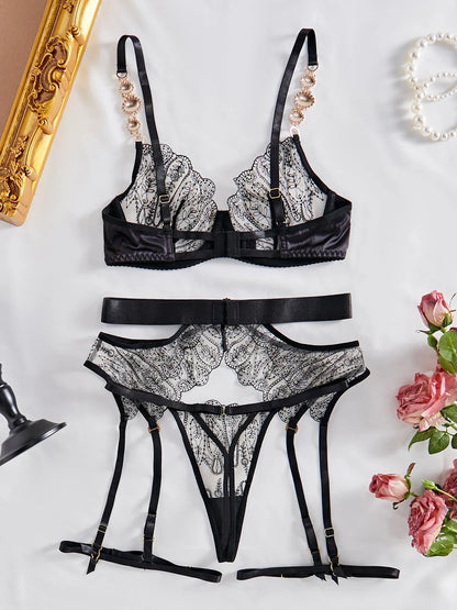 Élégance Noire : Lingerie Glamour et Sensuelle