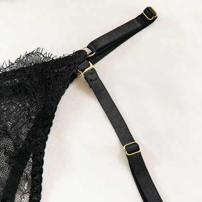 Éclosion de Charme : La Lingerie Qui Fait la Différence