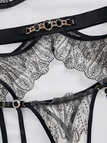 Élégance Noire : Lingerie Glamour et Sensuelle