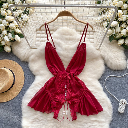 Rêve de Noël – Robe Sexy Rouge en Velours avec Col Halter et Détails en Fourrure