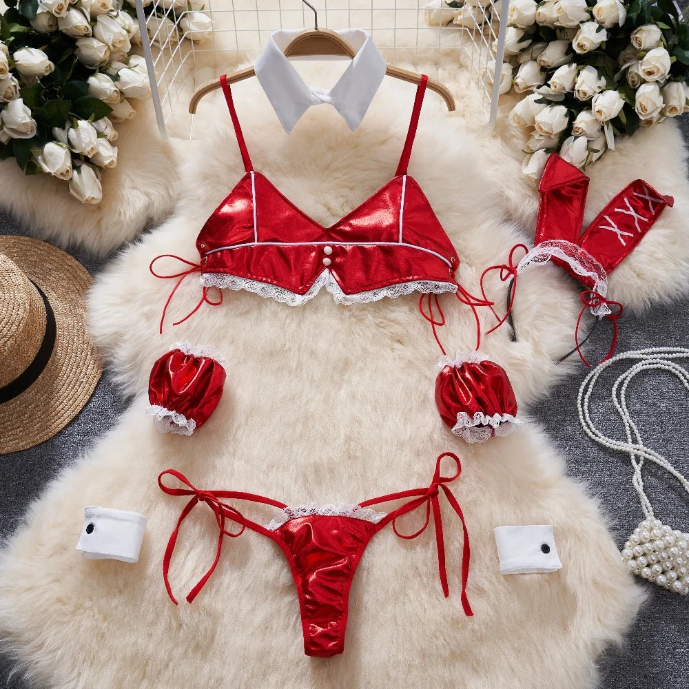 Rêve de Noël – Robe Sexy Rouge en Velours avec Col Halter et Détails en Fourrure